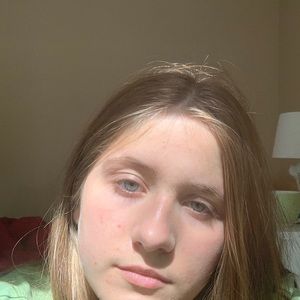 Meet your Posher, Mia